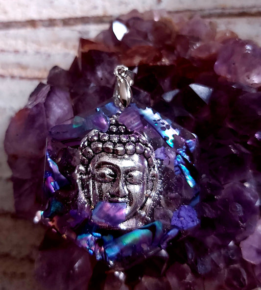 Buddha Orgon Anhänger mit Amethyst mit Metallsplittern