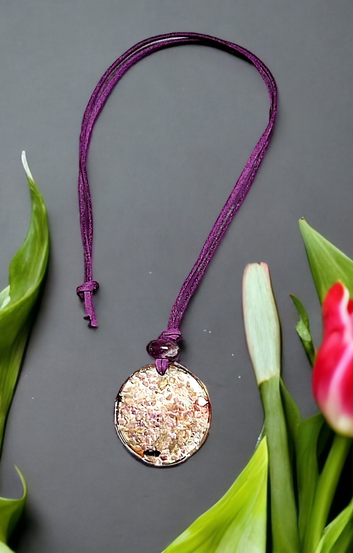 Orgon Anhänger Blume des Lebens mit Amethyst und Drachenblut